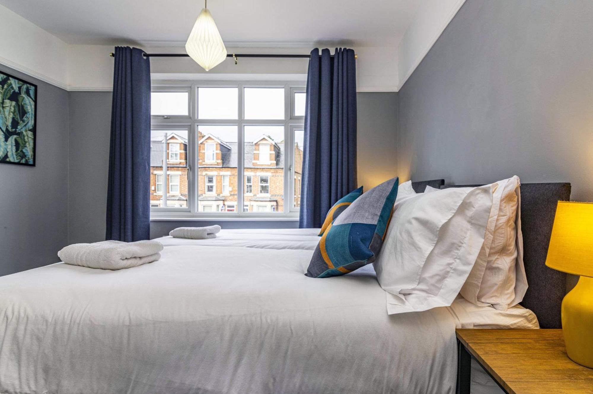 Lovely 4Bdr Home- Off Street Parking Sleeps 7 Nottingham Extérieur photo