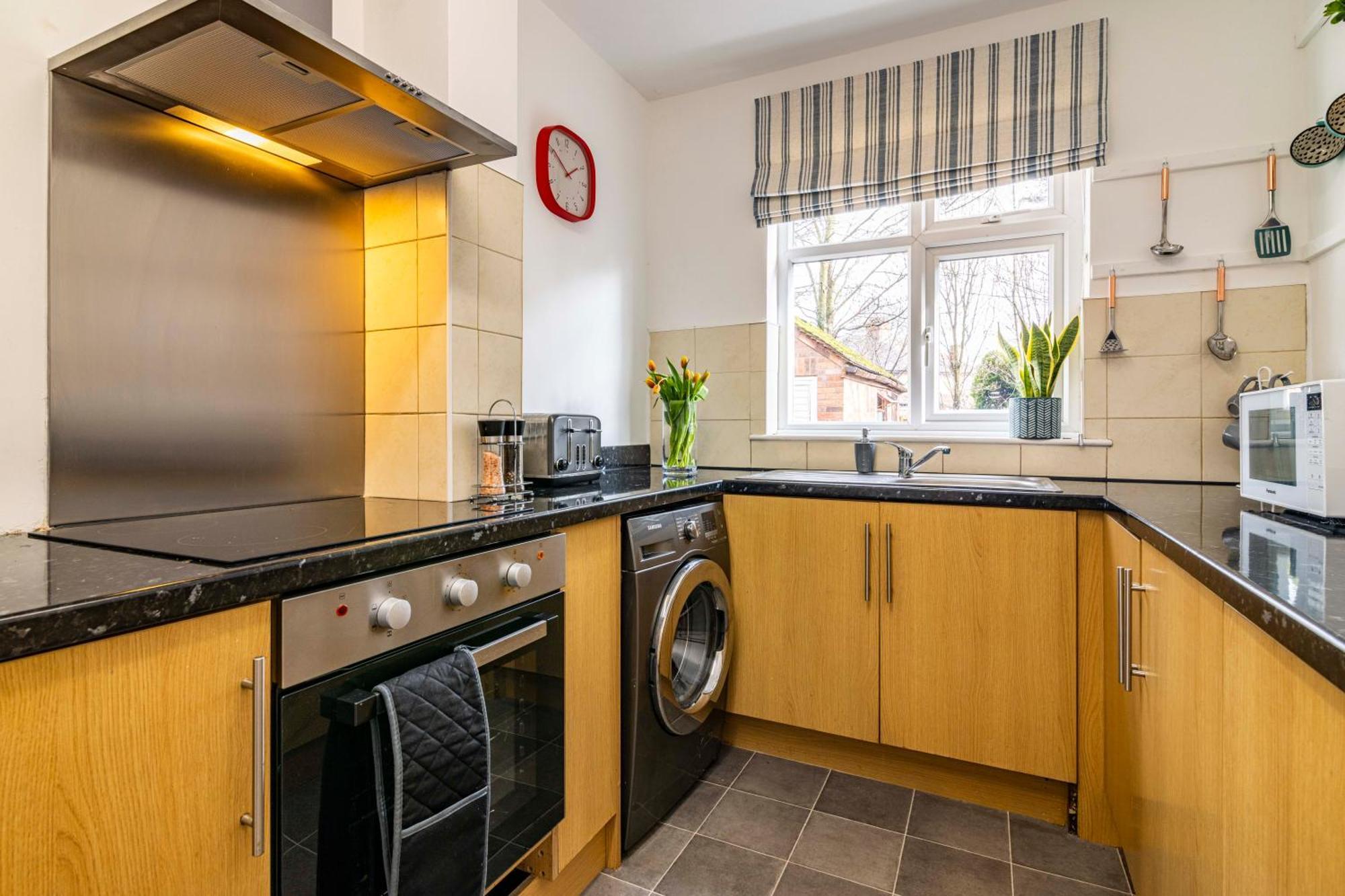 Lovely 4Bdr Home- Off Street Parking Sleeps 7 Nottingham Extérieur photo